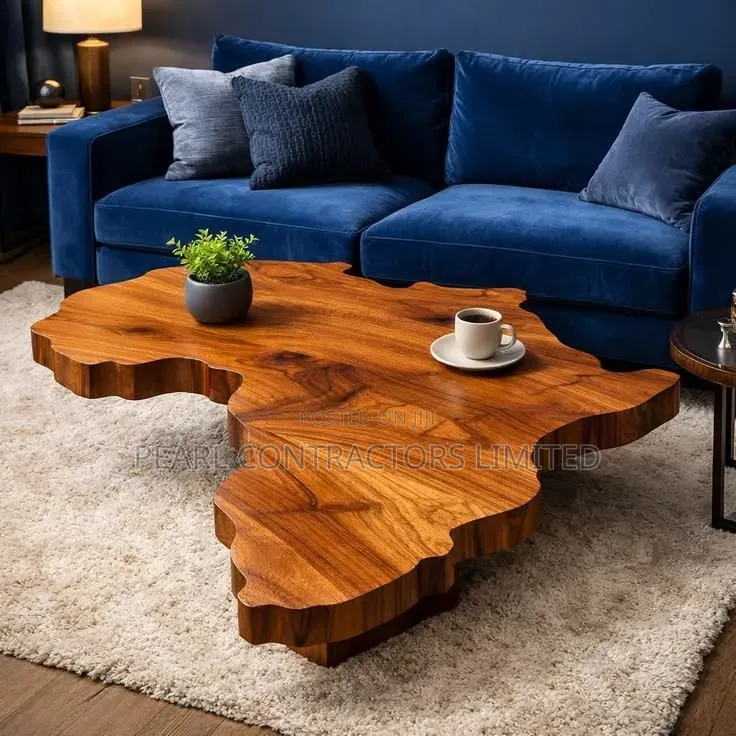 Center Tables/African Wood Center Tables in Any Colour 1,200,000/-