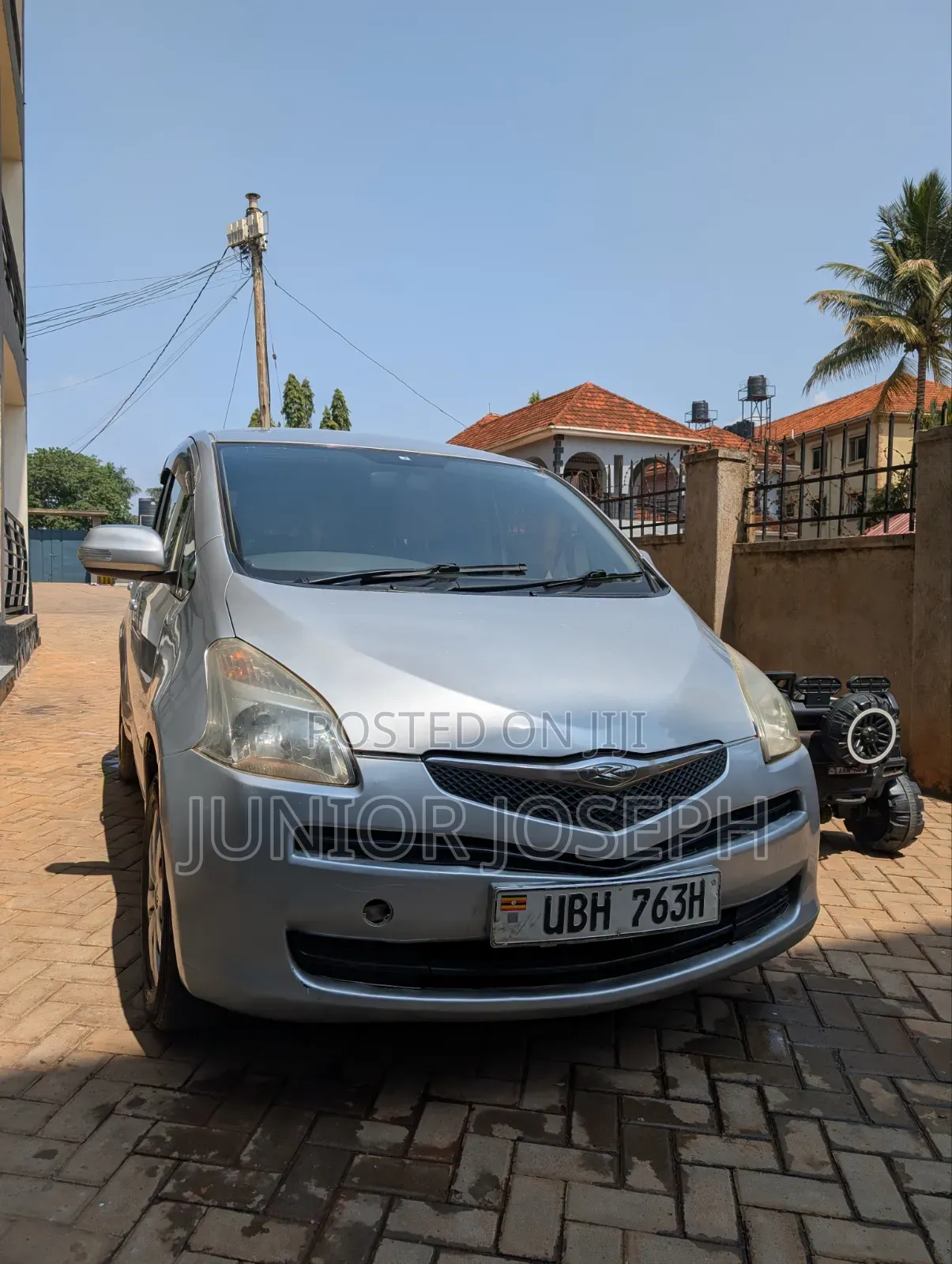 Toyota Ractis 1.3 FWD 2007 Silver