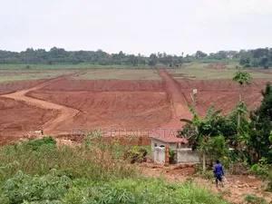 Gayaza-Busukuma Estates on Tarmac