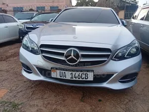 Mercedes-Benz E300 2014 Silver