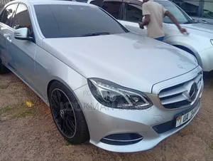 Mercedes-Benz E300 2014 Silver