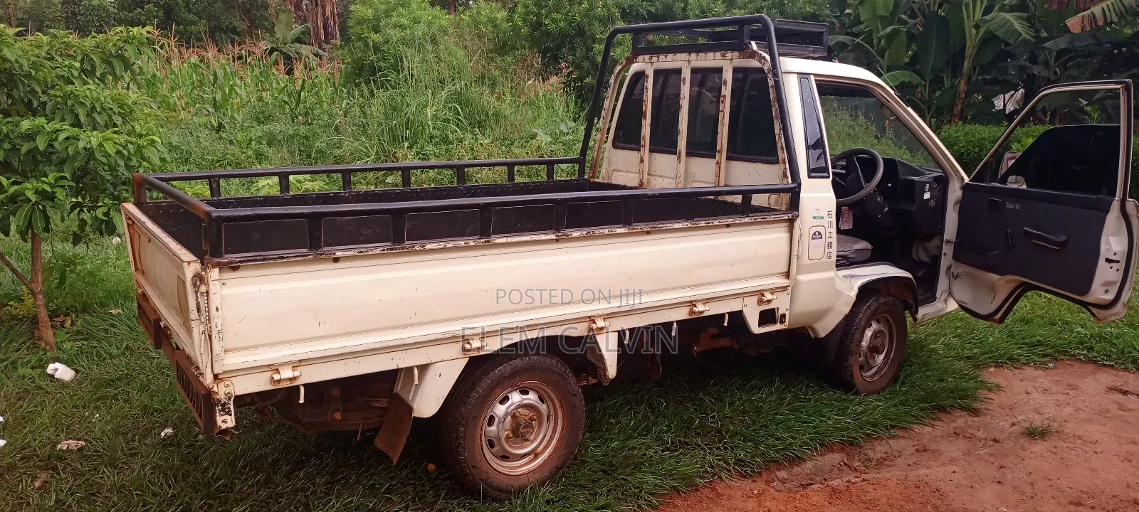 Toyota HiAce 1998 White