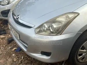 Toyota Wish 2006 Silver