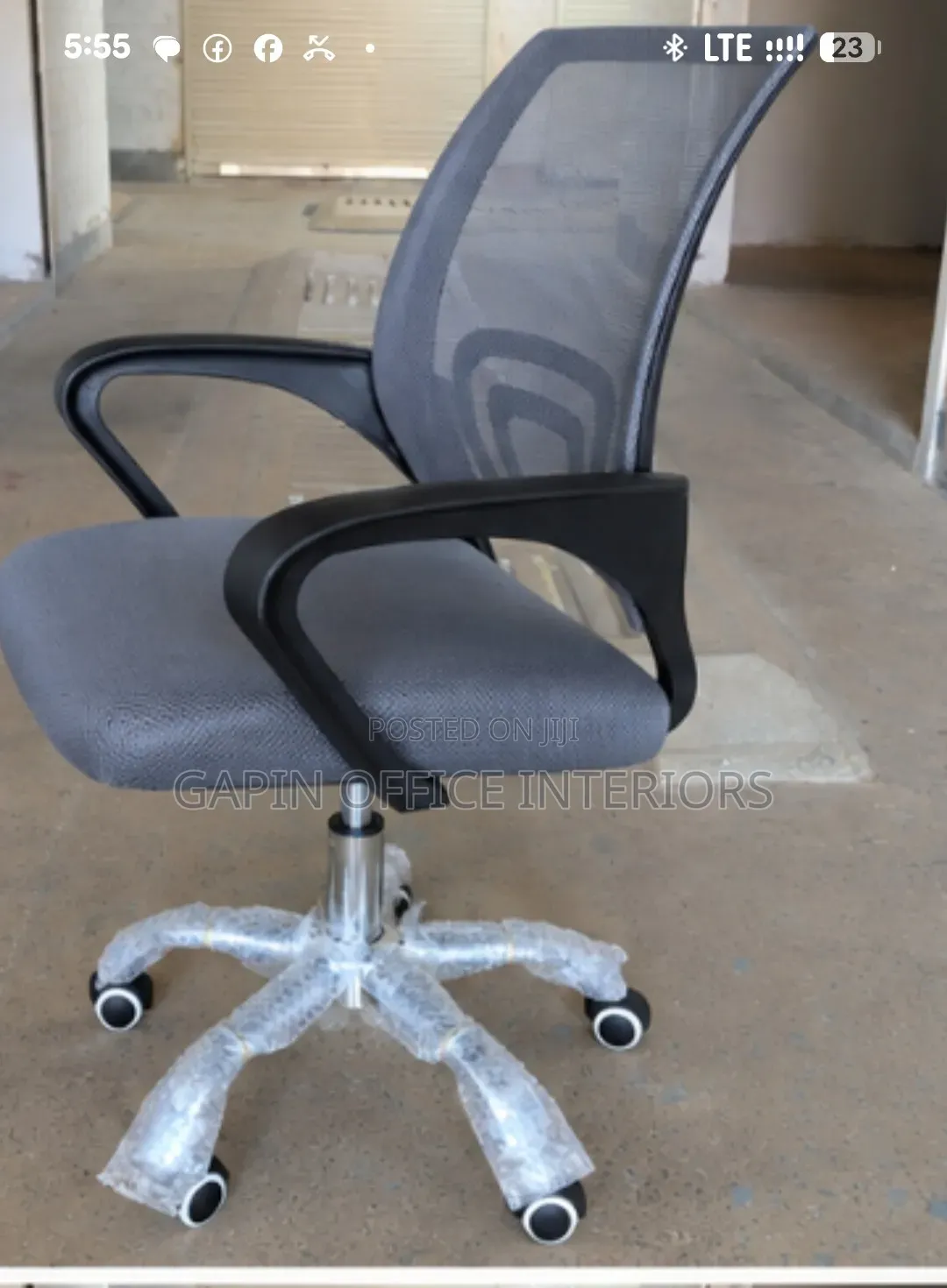 Mesh Back Adjustable Office Chair, Brand New