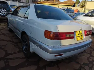 Toyota Premio 2002 White