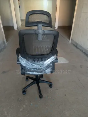 Brand New Adjustable Headrest Office Chair// Office Furniture