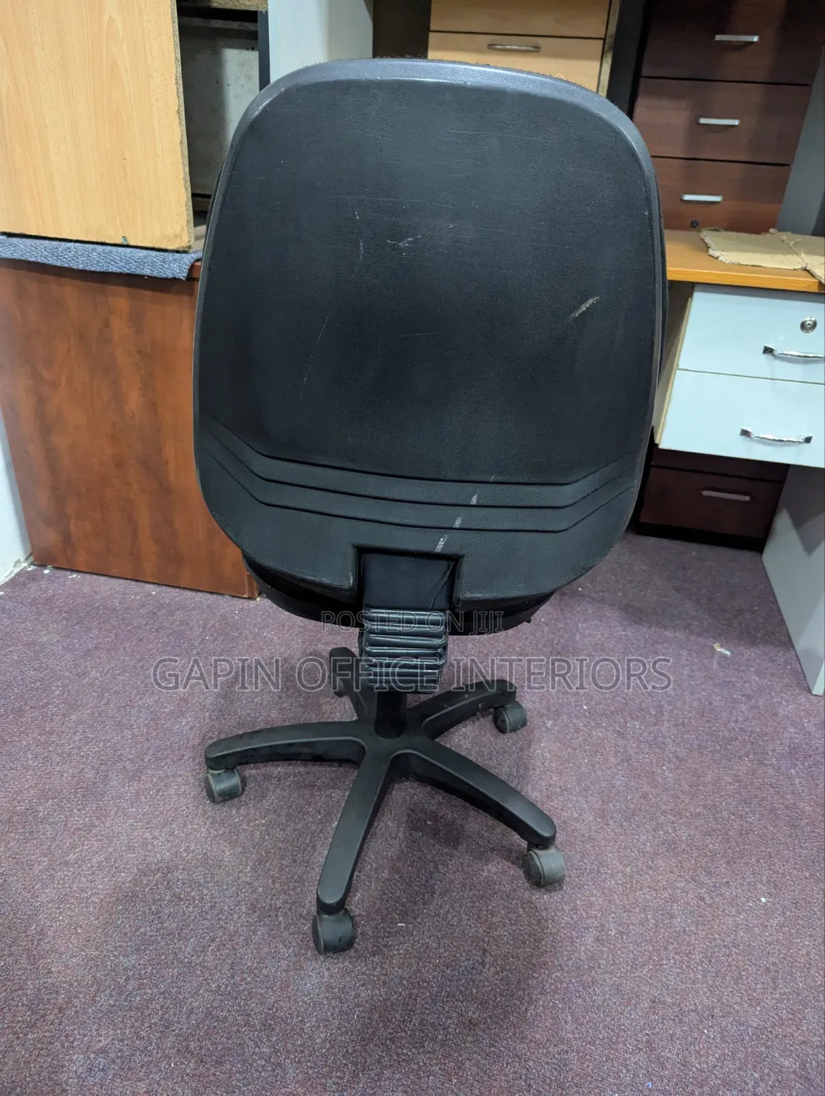 Second Hand Adjustable Office Chair