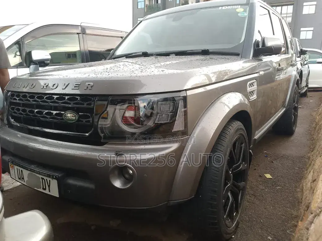 Land Rover Discovery 2013 Gray
