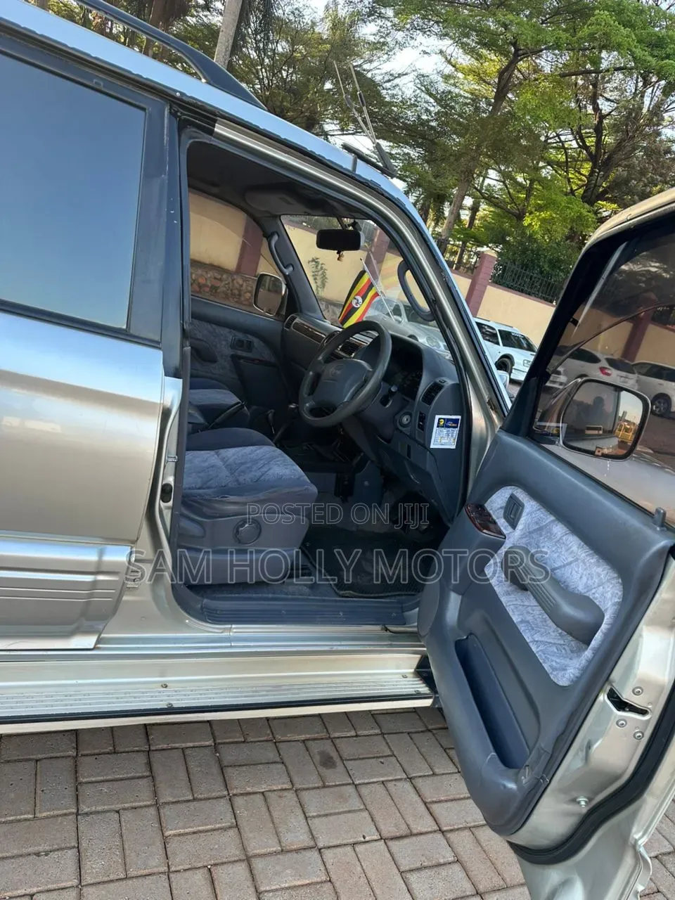 Toyota Land Cruiser Prado 2001 Silver