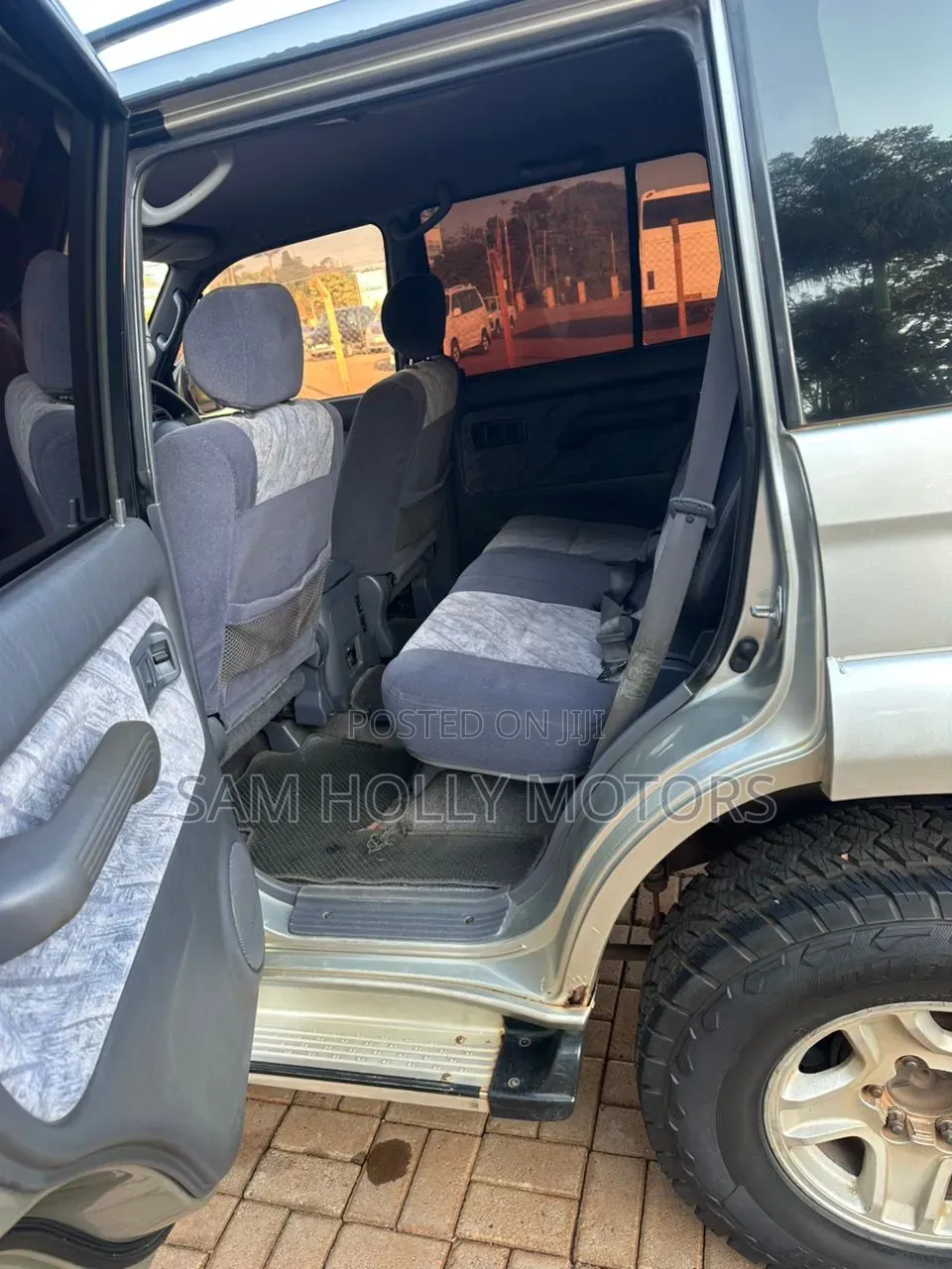 Toyota Land Cruiser Prado 2001 Silver