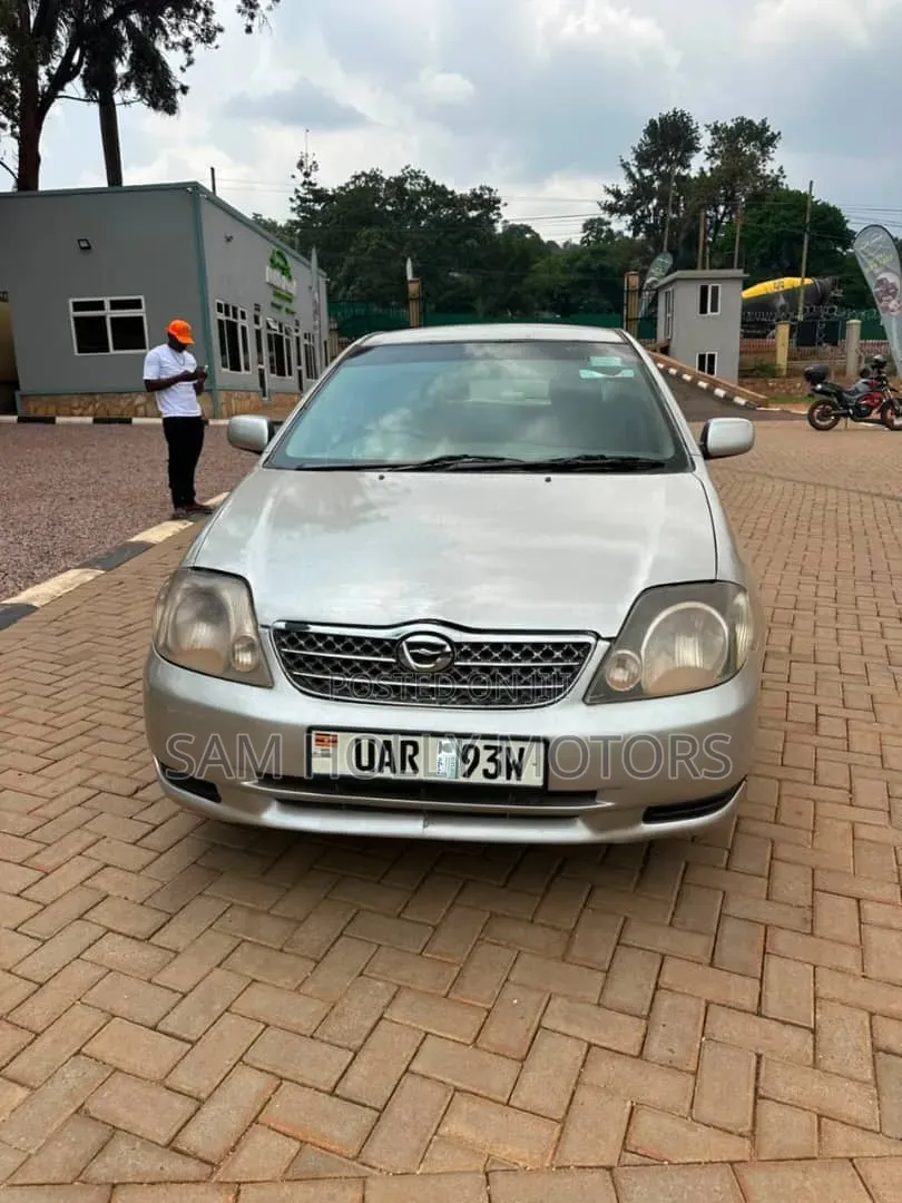 Toyota Corolla 2003 Silver