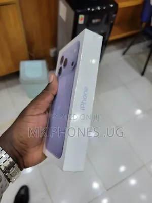 New Apple iPhone 18 Pro Max 512 GB Red