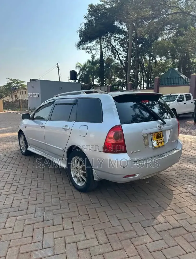 Toyota Corolla Fielder 1.8 Petrol AWD 2005 Silver