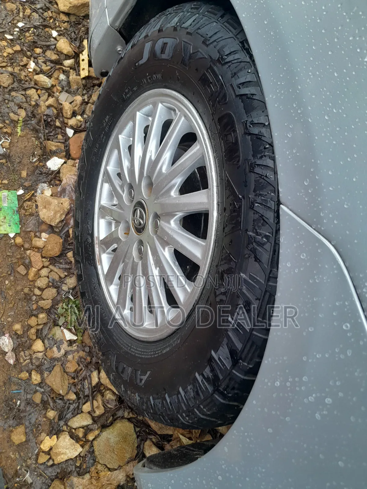 Toyota Noah 2011 Silver