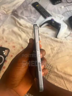 Apple iPhone 16 256 GB Bronze