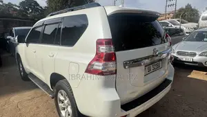 Toyota Land Cruiser Prado 2017 White