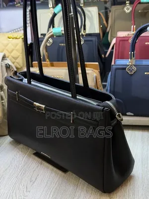 Chrisbella Shoulder Bag