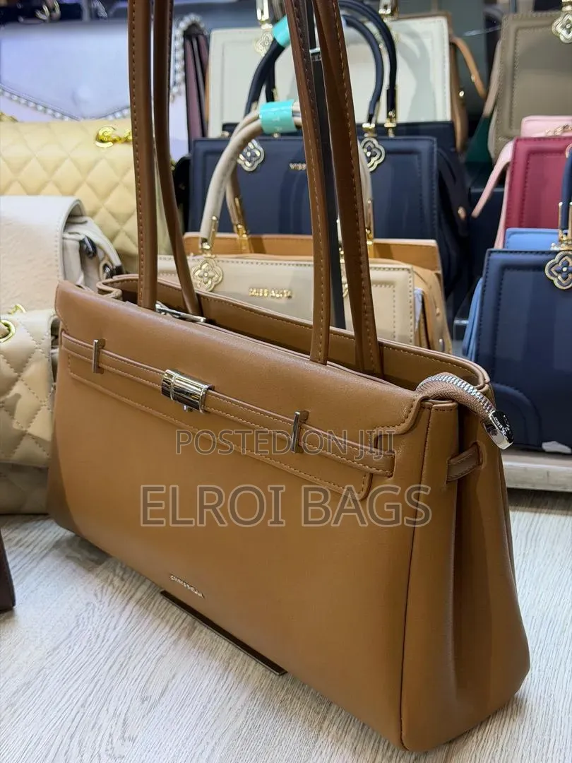 Chrisbella Shoulder Bag
