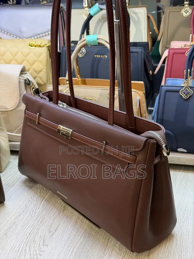 Chrisbella Shoulder Bag