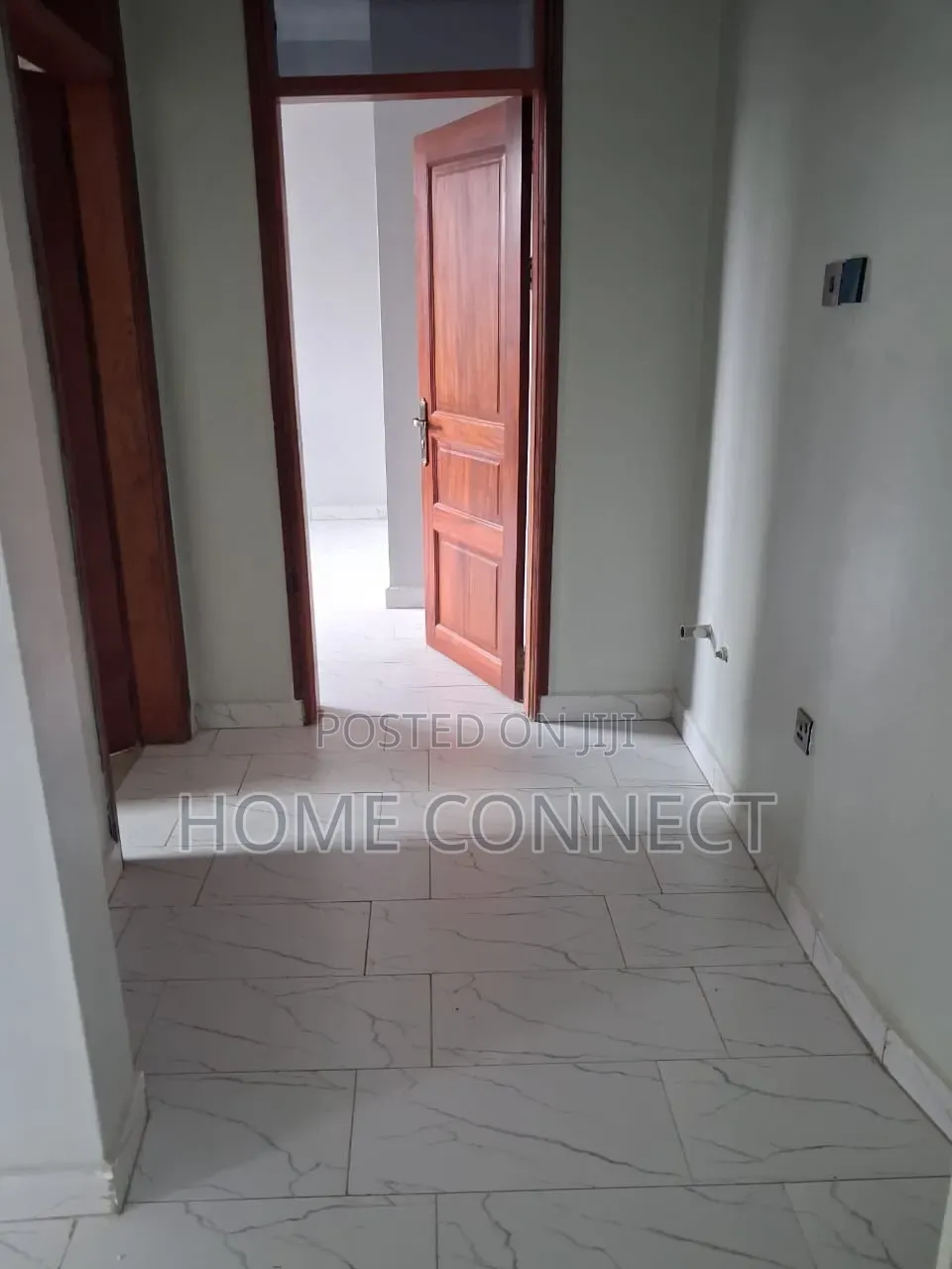 2bdrm Apartment in Mutungo, Central Division for rent