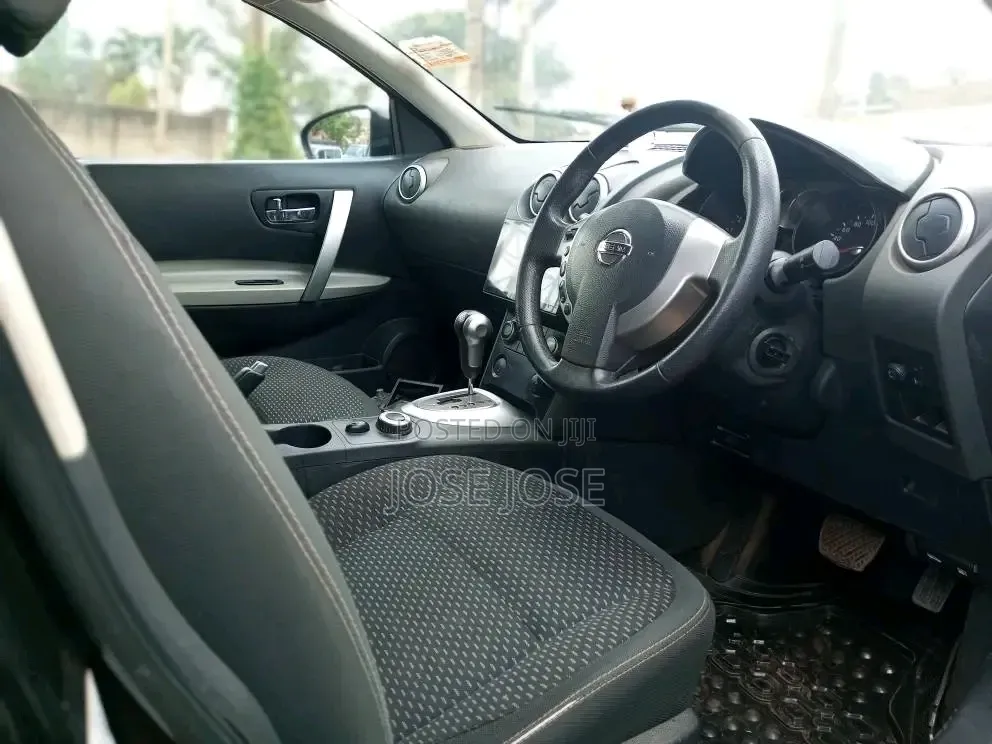 Nissan Dualis 2008 Black