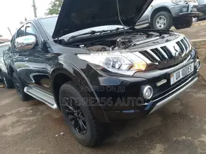 Mitsubishi L200 Double Cab 2.4 181hp 4WD 2017 Black