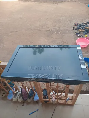 Sony Bravia 32 Inch CX35 LCD TV - Good Condition.