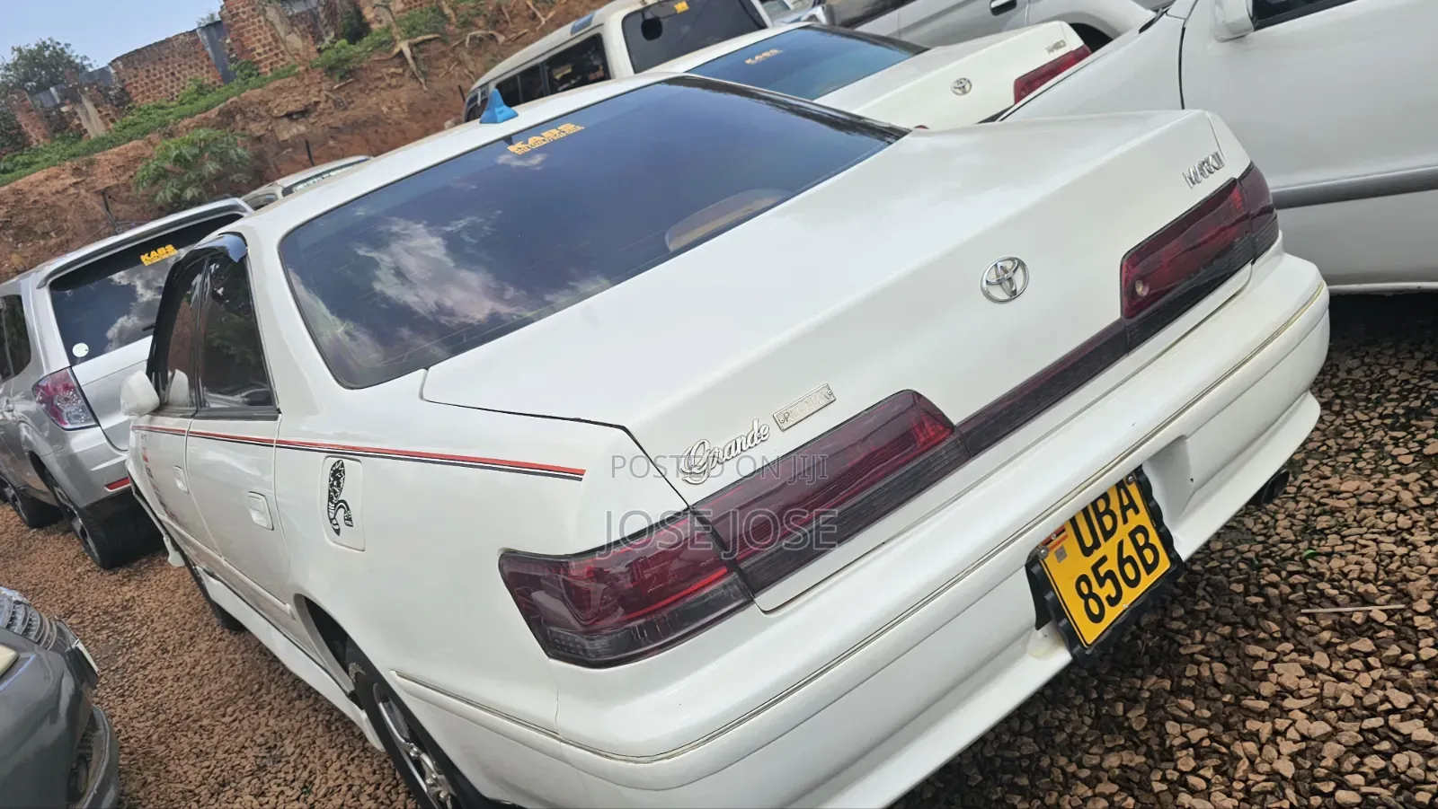 Toyota Mark II 2002 White