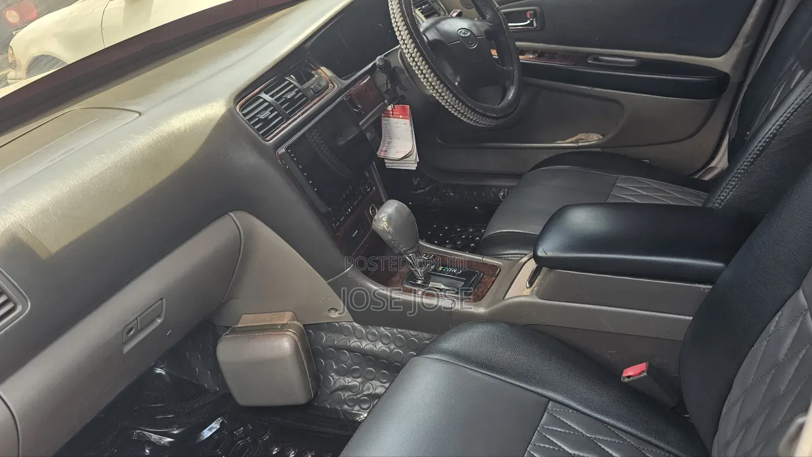 Toyota Mark II 2002 White