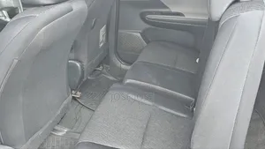 Toyota Wish 2012