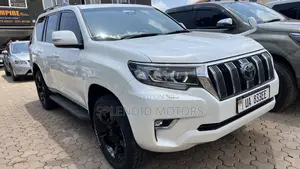 Toyota Land Cruiser Prado 2.8 2018 White