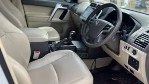 Toyota Land Cruiser Prado 2.8 2018 White
