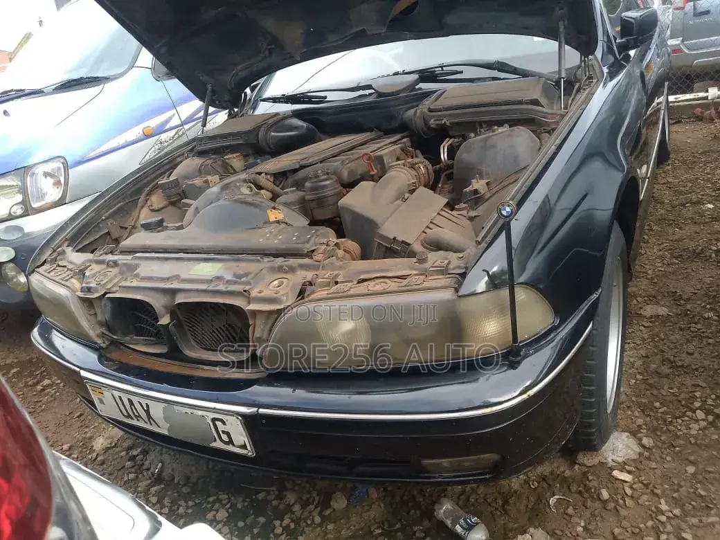 BMW 523i 2002 Black