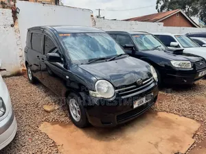 Toyota Sienta 2007 Black