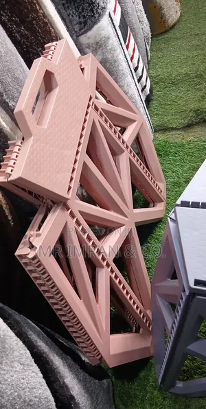 Foldable Heavy-Duty Collapsible Plastic Step Stool.