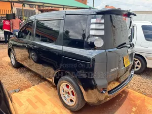 Toyota Sienta 2007 Black