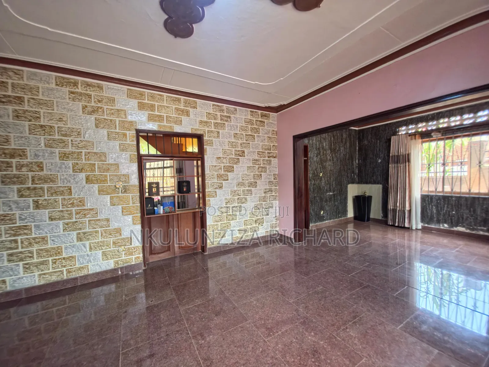 7bdrm Mansion in Nakawa for sale