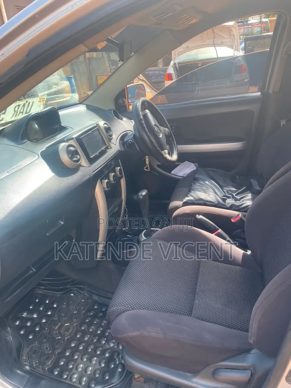 Toyota IST 2005 Silver