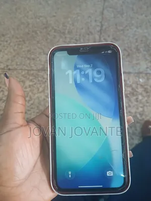 Apple iPhone 11 64 GB Red