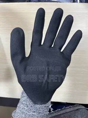 Anti Cut Safety Gloves.