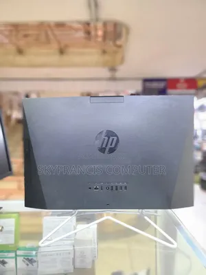 Desktop Computer HP 8GB Intel Core i5 SSD 512GB