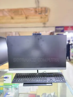 Desktop Computer Lenovo 8GB Intel Core i3 SSD 256GB