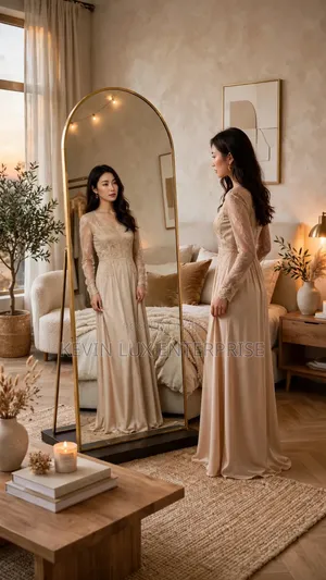 Fully Body Mirror Free Stand