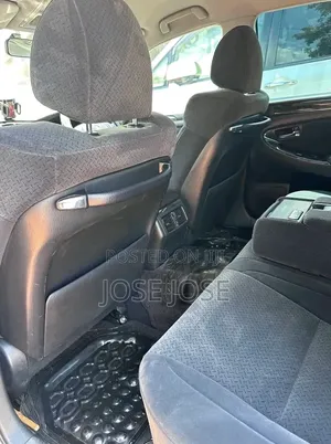 Toyota Crown 2008