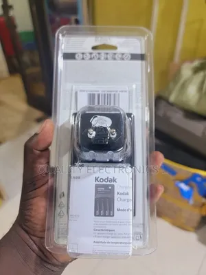 Kodak AA and Charger Pack