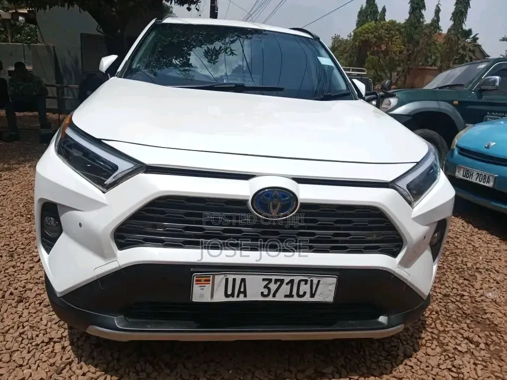 Toyota RAV4 Prime 2023 White