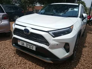 Toyota RAV4 Prime 2023 White