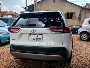 Toyota RAV4 Prime 2023 White