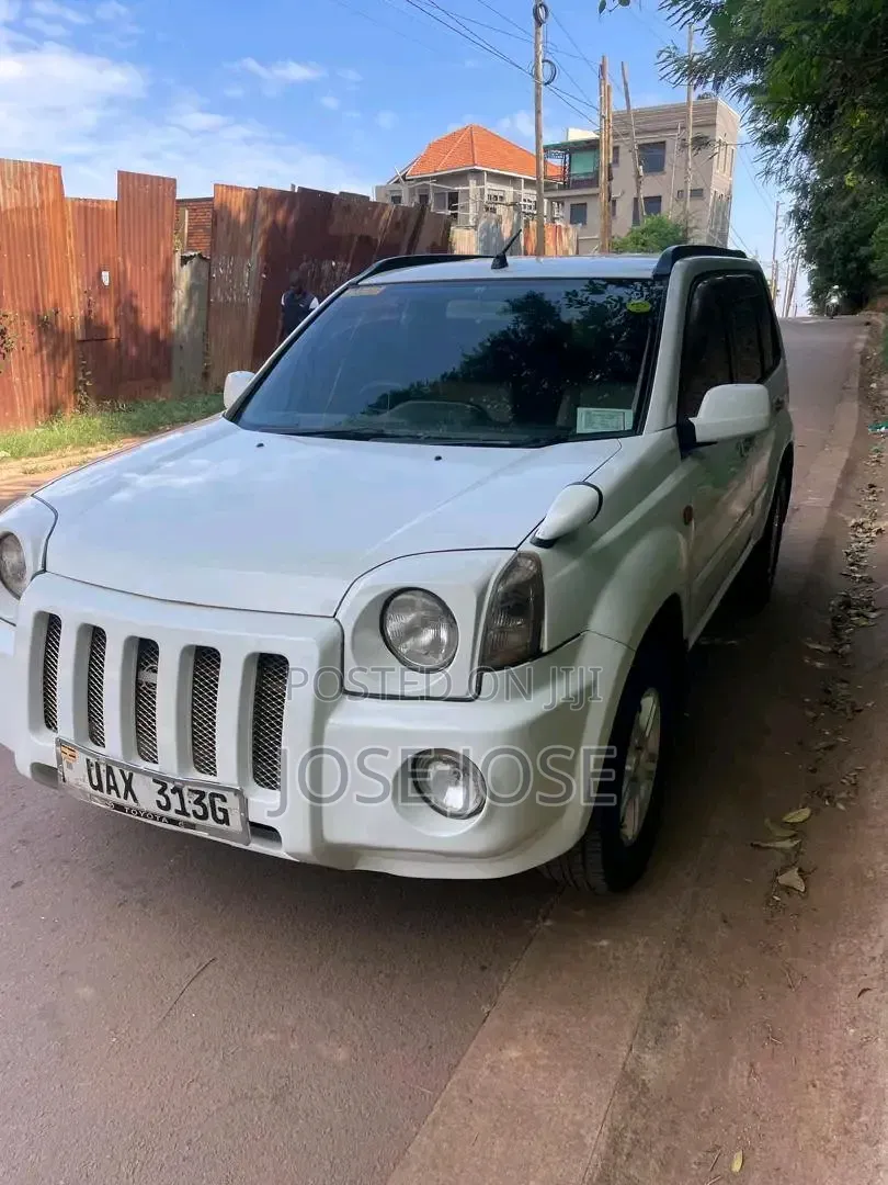 Nissan X-Trail 2007 White