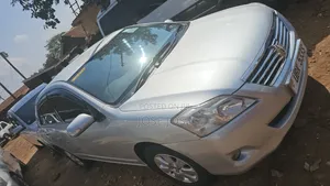 Toyota Premio 2010 Silver